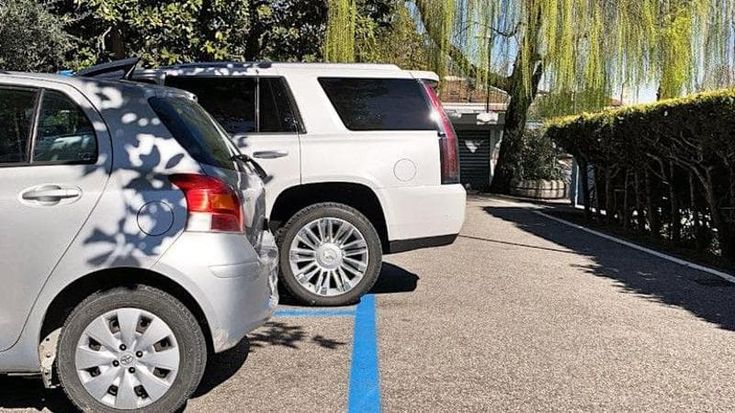 A Roma e Milano a rischio 1 parcheggio su 10 entro il 2040 per il “gigantismo” delle auto