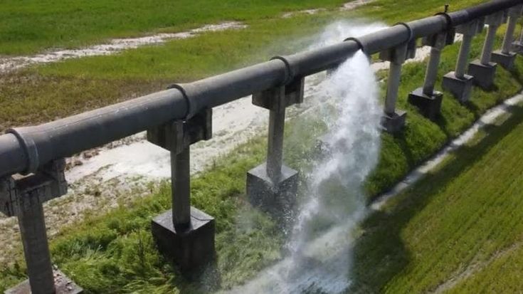 Saltano i giunti di una condotta, la città di Matera rimane senz'acqua: autobotti e scuola a rischio