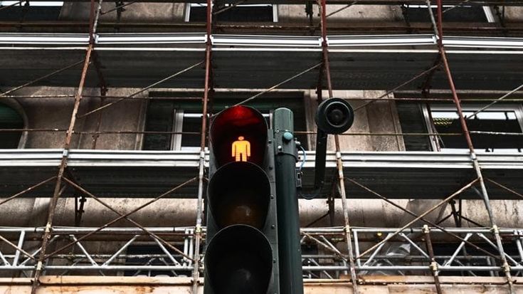 Superbonus, ultime ore per comunicare sconto o cessione del credito: a rischio chi commette errori. La stretta su chi non ha avviato i cantieri