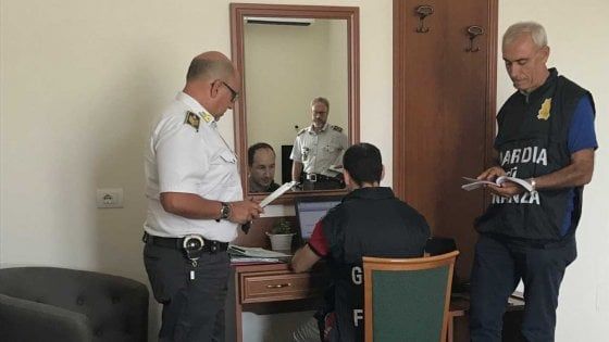 Evasione fiscale per 1,5 milioni di euro: giro di vite per 15 b&b tra le province di Bari e Bat