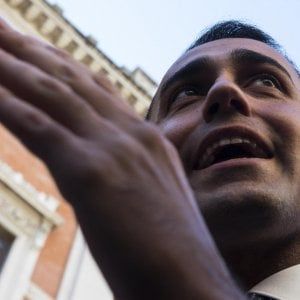 Venezuela, Di Maio risponde a Guaidó: "Italia rimane neutrale"