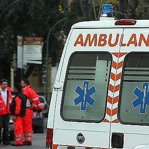 Fa motocross e finisce contro albero, muore 34enne a Otranto