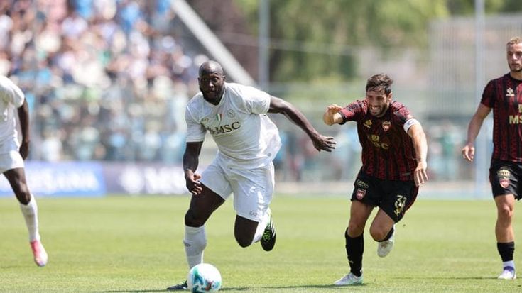 Napoli, con l’Olympiacos la prova generale per il campionato