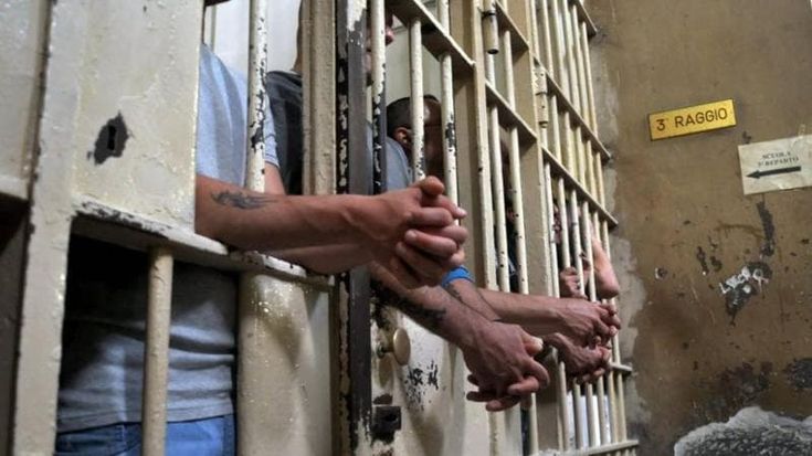 Carceri, “Antigone”: "il sistema penitenziario italiano è fuori della legalità costituzionale"