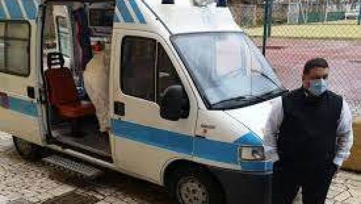 Il Papa dona il vaccino antinfluenzale a senzatetto e prostitute di Torvaianica