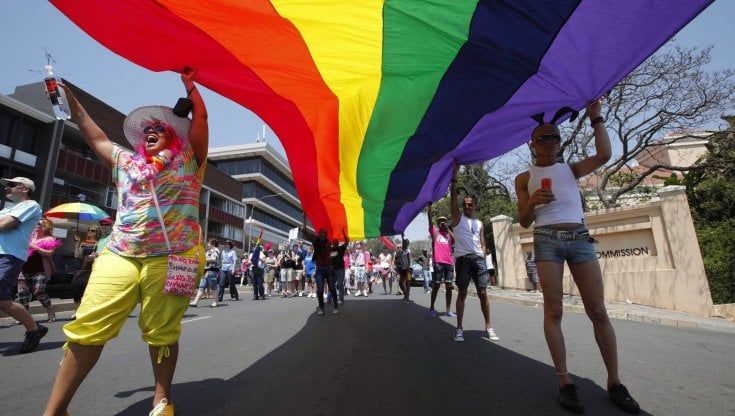 Al liceo Virgilio di Empoli incontri di Voguing, ballo della comunità Lgbtqia+. Fdi protesta: "Lezioni di gender". La dirigente scolastica: "Nessun risvolto ideologico"