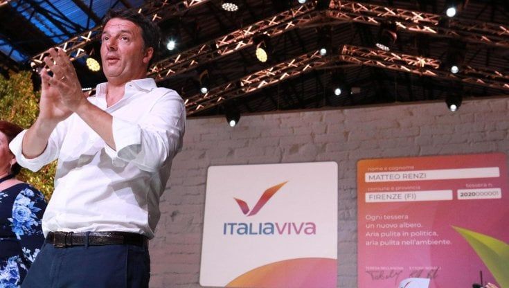 Renzi e le polemiche sui suoi viaggi all'estero: "Oggi a Dakar ho visto Tony Blair, mercoledì al Senato parlerò dopo Draghi"