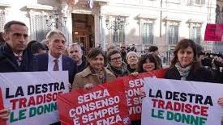 Stupro, la risposta delle donne al Ddl di Bongiorno: “Ci vuole il consenso nell’atto sessuale”