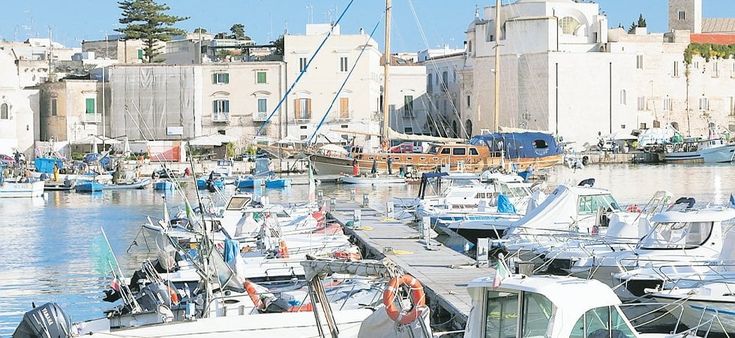 Le crociere in rotta verso i tesori della Bat: castelli, cattedrali e mare