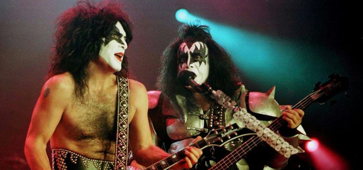 Paul Stanley: "Dai Kiss a casa mia, anche fare il pap&agrave; pu&ograve; essere rock"