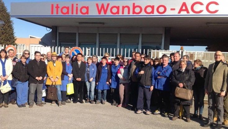 Vajont, la fabbrica del riscatto rischia la chiusura: nessuna offerta per Acc, ma gli operai resistono