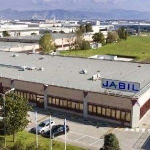 Jabil Marcianise: licenziamento collettivo per 190 dipendenti. I sindacati: "Inaccettabile durante pandemia"