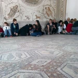 Tunisia, coppia di romani sfugge all'attacco terroristico al museo