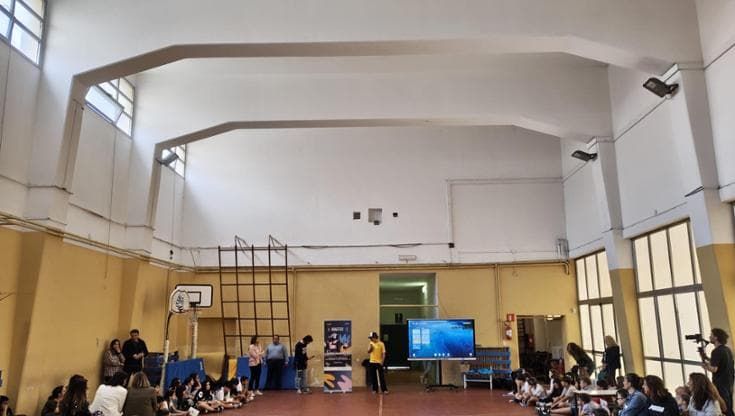 Lo skateboarding approda nelle scuole di Ostia con l’azzurro Ale Mazzara