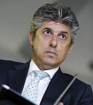 Telecom Italia, in bilico tra Francia e Spagna
