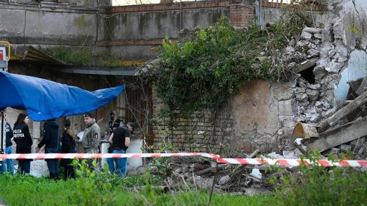 “Tre cellule nella capitale”. Ecco la nuova galassia anarchica dietro l’esplosione del casolare