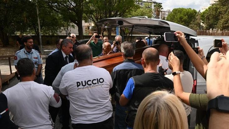 Totò Schillaci, l’amore della moglie Barbara Lombardo. La figlia Jessica: “Hai giocato l’ultima partita della tua vita”