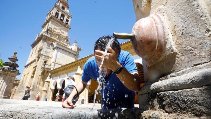 Meteo, caldo da record: allerta in 10 città 