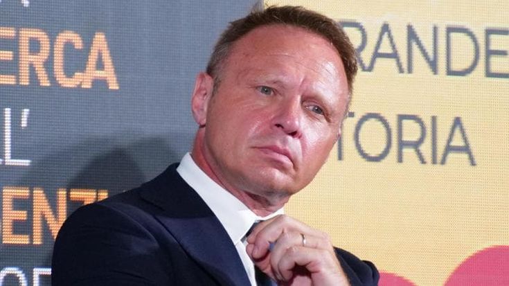 Due dipendenti e richieste solo online. La società per i ristori è una scatola vuota