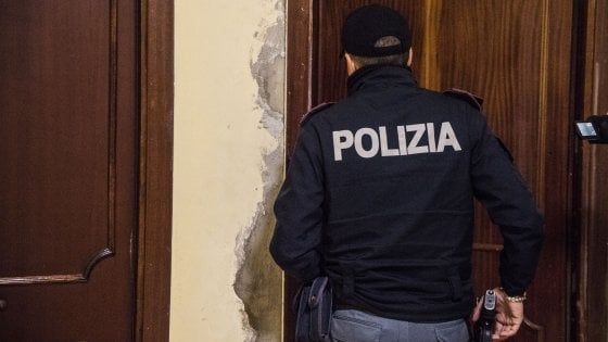 Aggredisce l'ex della compagna: arrestato a Siracusa