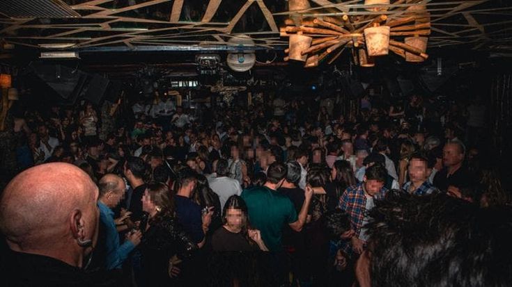 Sestriere, effetto Crans-Montana: dopo l’hotel Torre Rossa chiusa anche la storica discoteca Tabata