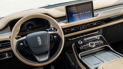 Lincoln Aviator, i suoni di avviso sono dell'orchestra