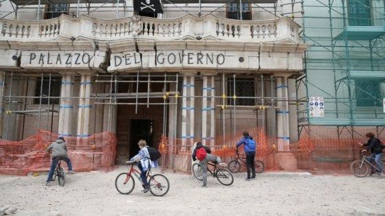 'L'Aquila - Grandi speranze' via da Rai1, da venerdì 10 maggio approda su Rai3