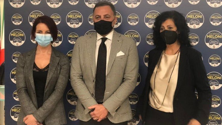 Tre ex M5s scelgono Giorgia Meloni: Drago, De Toma e Silvestri entrano ufficialmente in FdI