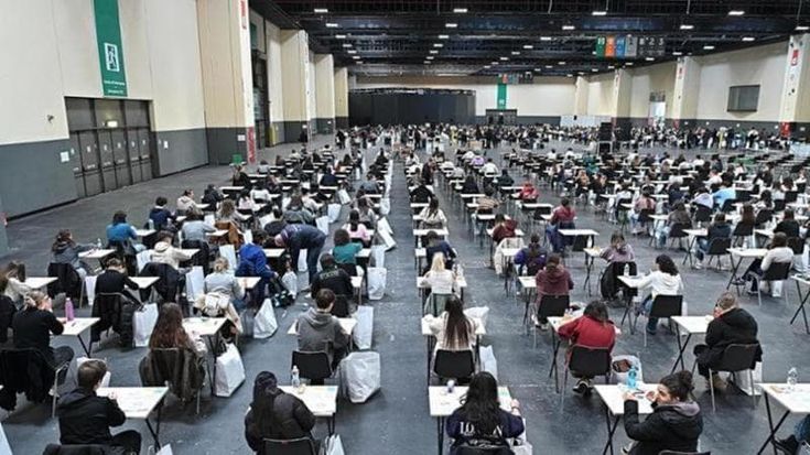 Medicina, aumentano i posti disponibili: sono tremila in più, uno studente ogni due ce la farà