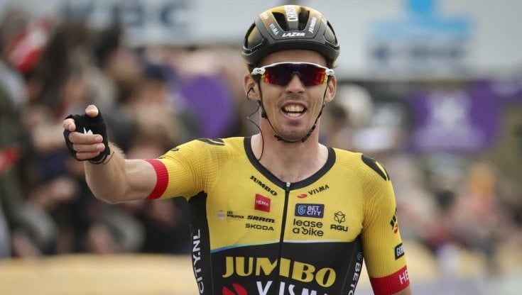 Ciclismo, Christophe Laporte prosegue nel momento magico: dopo la Gand regalata vince anche la Dwars door Vlaanderen