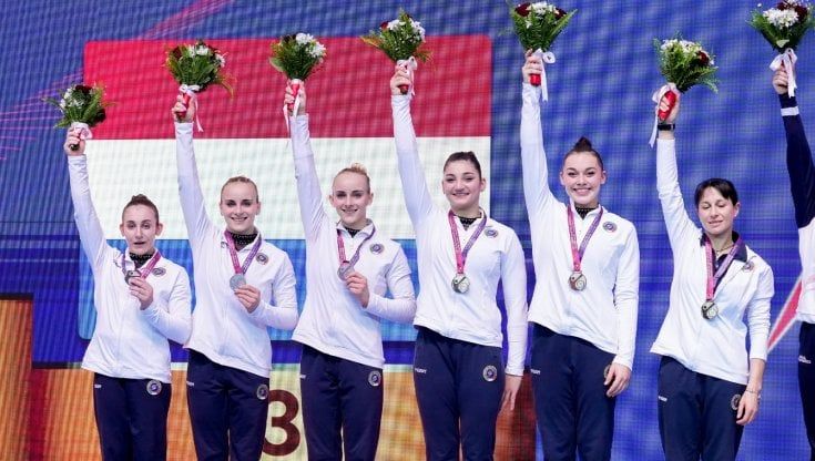 Europei di ginnastica artistica, azzurre d'argento nella gara a squadre