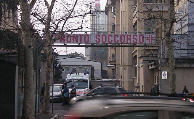 Molinette, disarma il vigilante<br />e tenta di sparargli: bloccato
