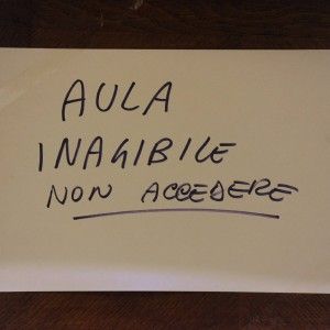 Ebola, imputato sputa sangue in tribunale a Milano: il giudice lo fa ricoverare all'ospedale Sacco