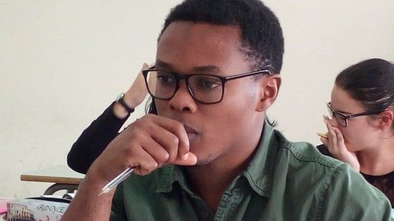 Nicolas, dallo sbarco all'esame di Maturità con tutti 10: "Ma per il permesso di soggiorno dovevo anche lavorare"