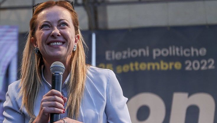Almirante, le figlie: "Vittoria storica di Meloni onora i nostri genitori. Risultato straordinario grazie alla fiamma"