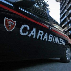 Reggio Emilia, i carabinieri pagano l'albergo a una senzatetto