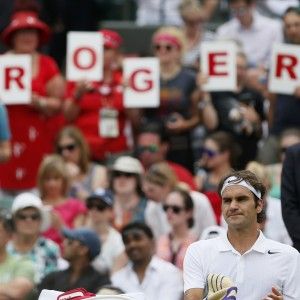 Tennis, Wimbledon: Federer travolge Lorenzi, Nadal perde un set. Fuori la Errani, avanti Bolelli