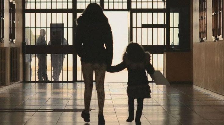 Bambini senza sbarre, la conferenza internazionale a Milano sul destino dei figli dei detenuti