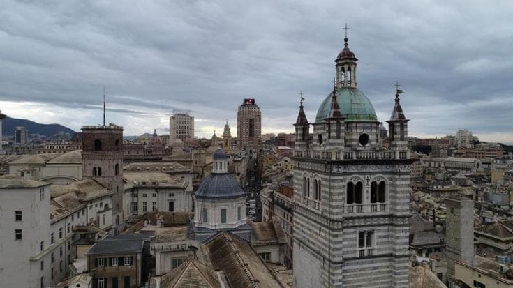 Cattedrale di San Lorenzo, la battaglia delle torri, scontro sul passaggio della gestione