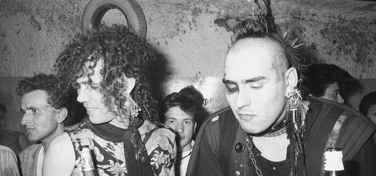 Diamond Dogs, quel cunicolo punk che collegava Napoli a Berlino Est