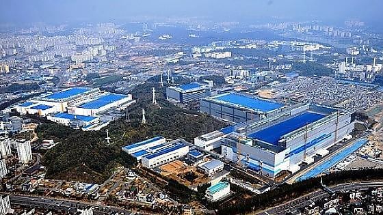 Samsung, una fabbrica da 14 miliardi. Operativa nel 2017
