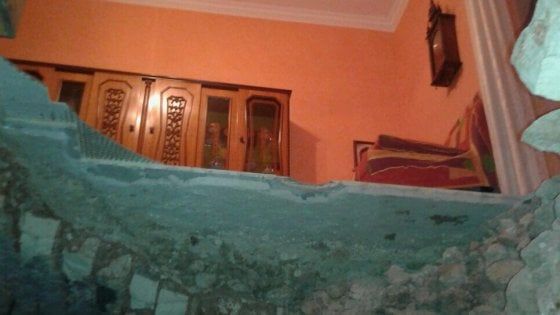 Foggia, crolla il solaio di una palazzina lesionata da lieve scossa sismica: 3 feriti