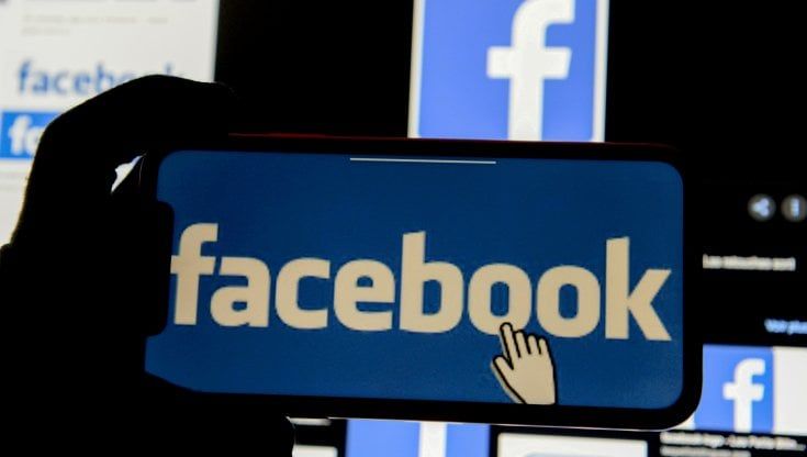 Facebook, Garante della privacy: adottare misure contro il furto dei dati