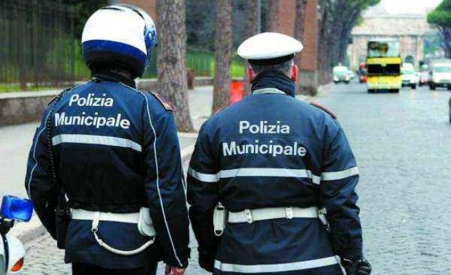 Vigili, valzer dei comandanti<br />ma &egrave; polemica nei municipi