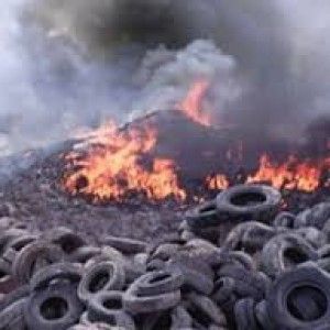 Legambiente, le inchieste tracciano le rotte dei rifiuti in Campania