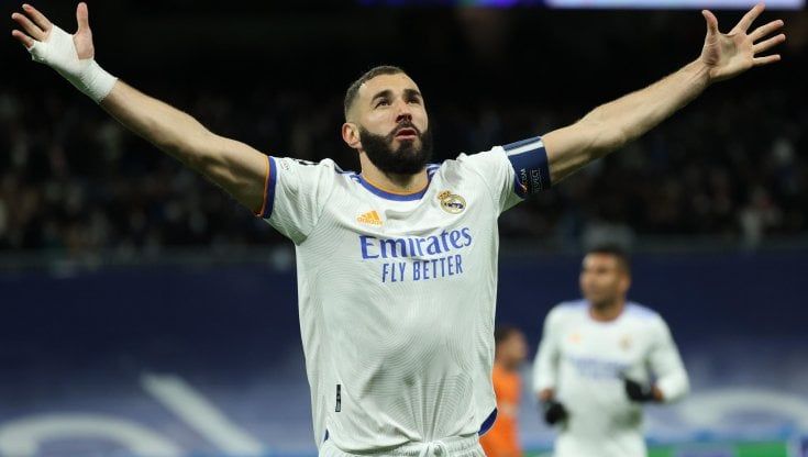 Liverpool e Ajax agli ottavi, il City scavalca il Psg. E Benzema segna il gol 1000 del Real in Coppa dei Campioni