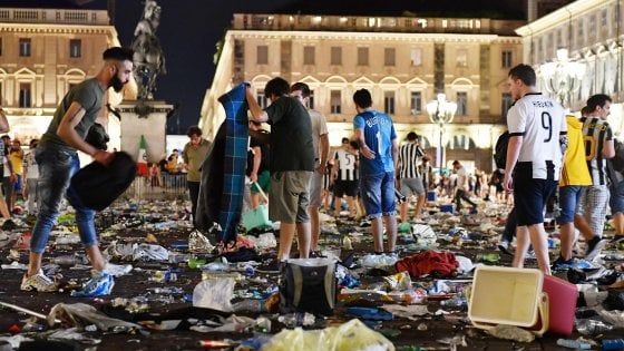 Piazza San Carlo, lo spray al peperoncino causa del panico anche nel processo contro Appendino 