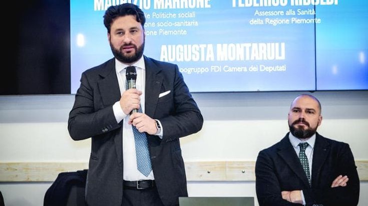 Paletti all’intramoenia , i medici contro Riboldi: “Arrogante, faremo causa”