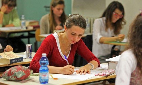 Liguria, maturit&agrave; per diecimila, per 20 classi un diploma italo-francese&nbsp;