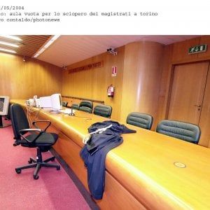Parma, giudice riduce debito a un 40enne: pagherà in 30 anni 